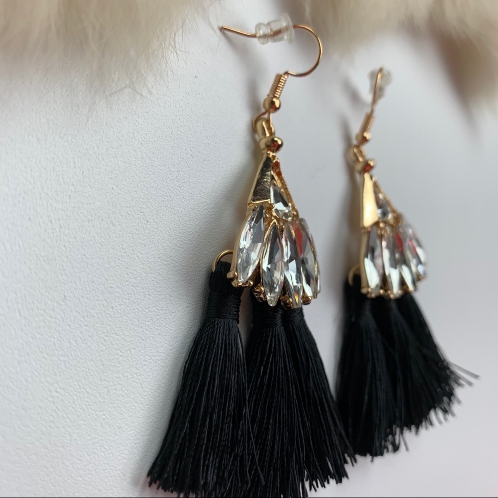 BLACK CRYSTAL TASSEL EARRINGS - Picture 4 of 5